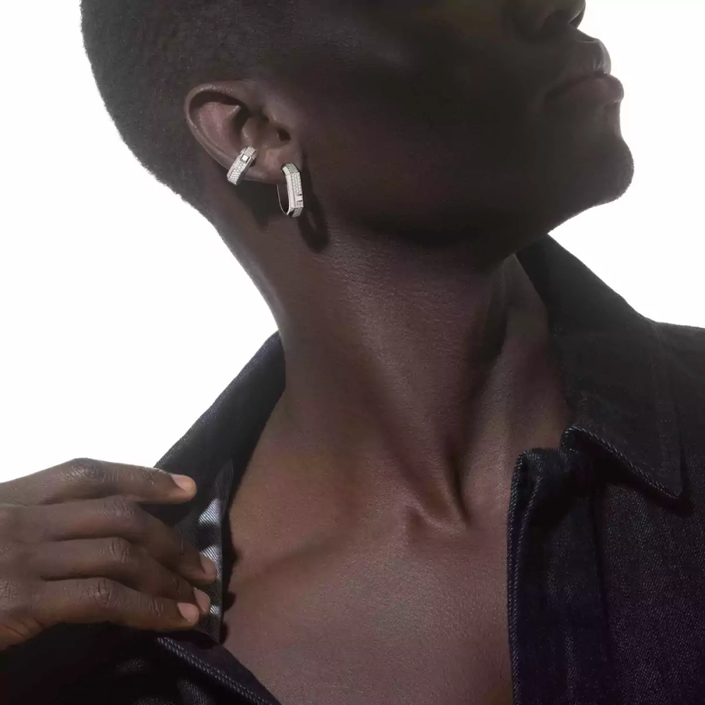 Mono créole pavée Moderniste MM Boucles d'oreilles Diamant Or Blanc