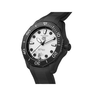 Aquaracer Professional 300 Date