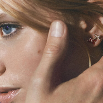 Jeux de Liens Carnelian earring