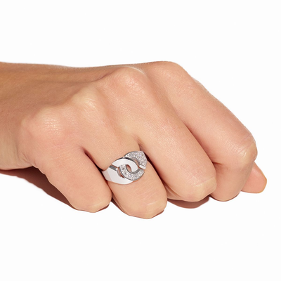Menottes Dinh Van Medium Ring