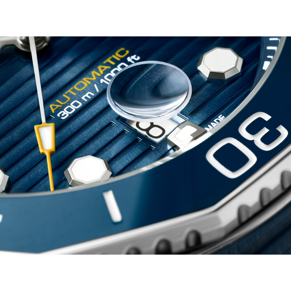 Aquaracer Professional 300 Date