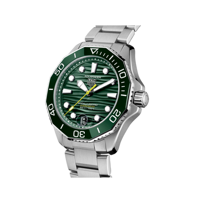 Aquaracer Professional 300 Date