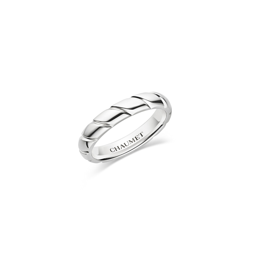 Torsade de Chaumet wedding band