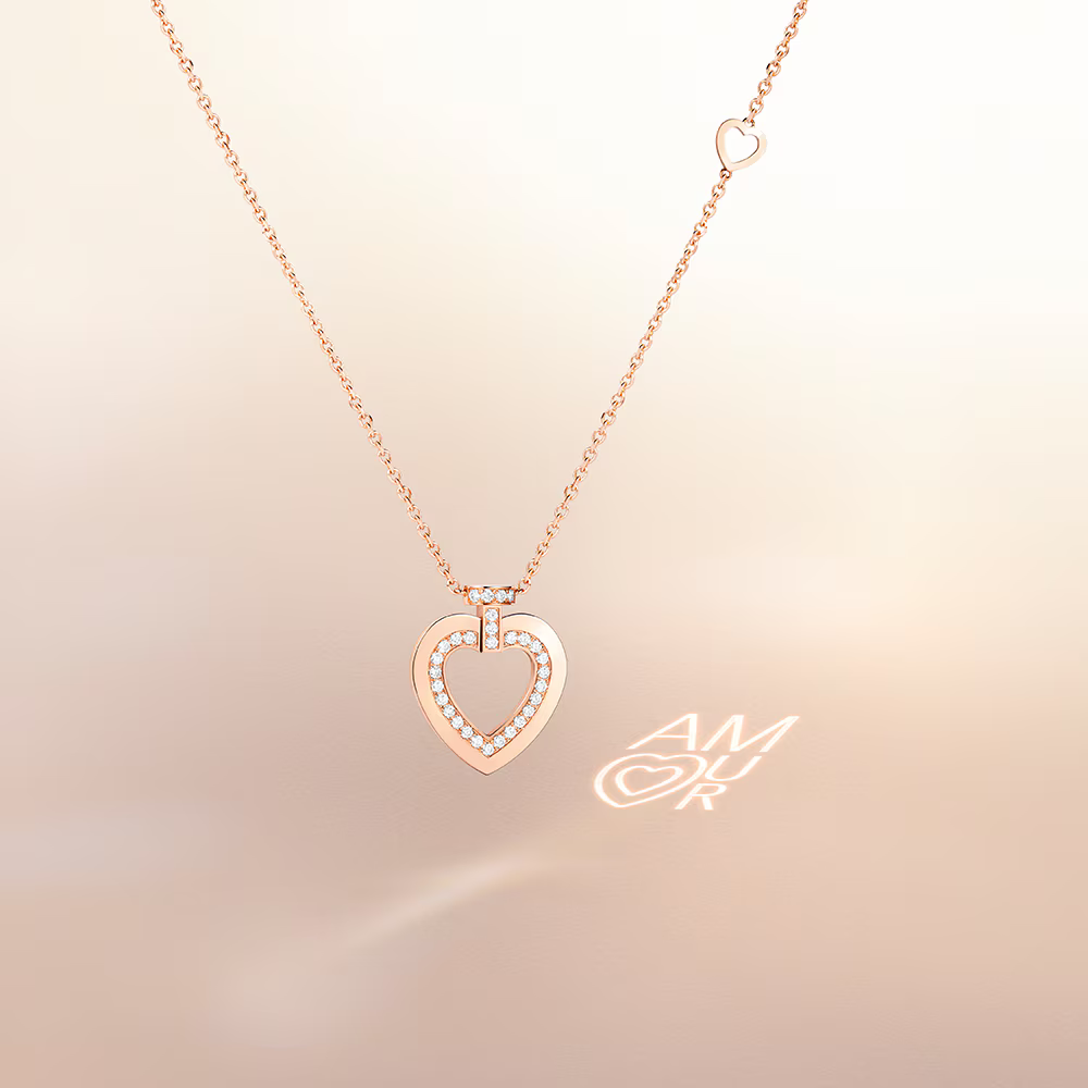 Pretty Woman necklace Sunlight Message - "AM❤UR"