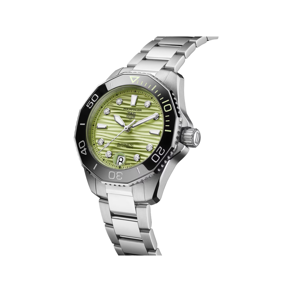 Aquaracer Professional 300 Date